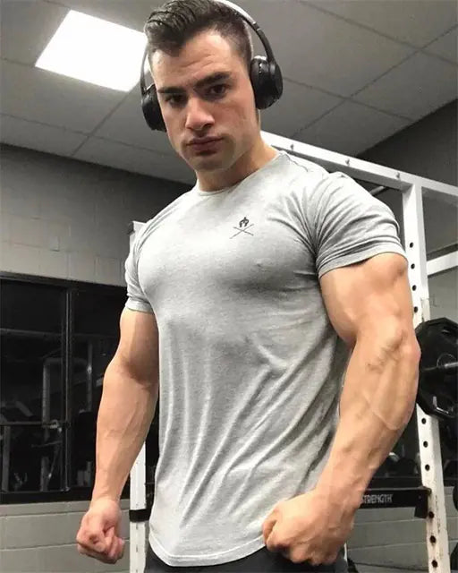Men's Quick-Dry Round Neck Gym Shirt for Summer Sports